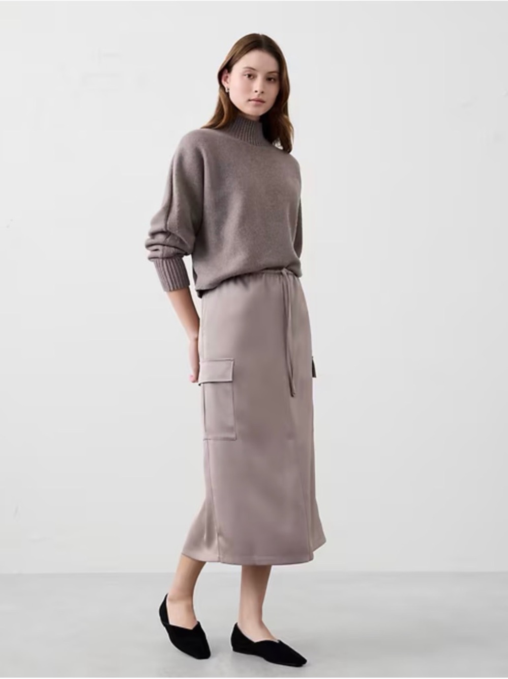 Banana Republic satin cargo skirt